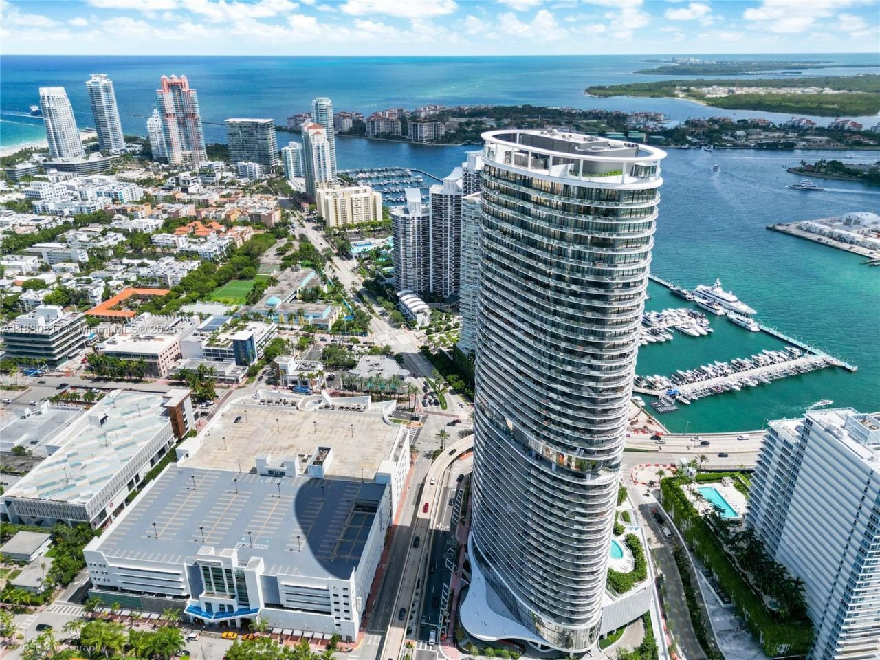 500 Alton Rd, Unit 1906, Miami Beach, FL 33139 Photo