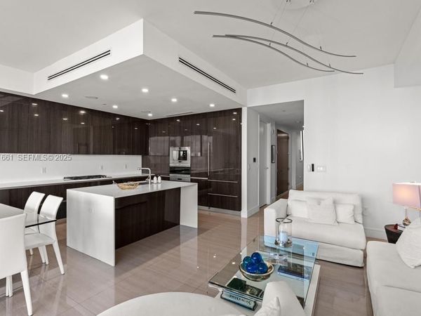 3250 NE 188th St, Unit 904, Aventura, FL 33180