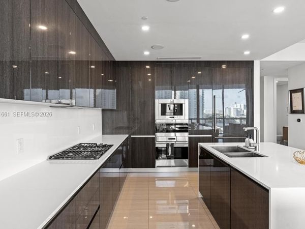 3250 NE 188th St, Unit 904, Aventura, FL 33180