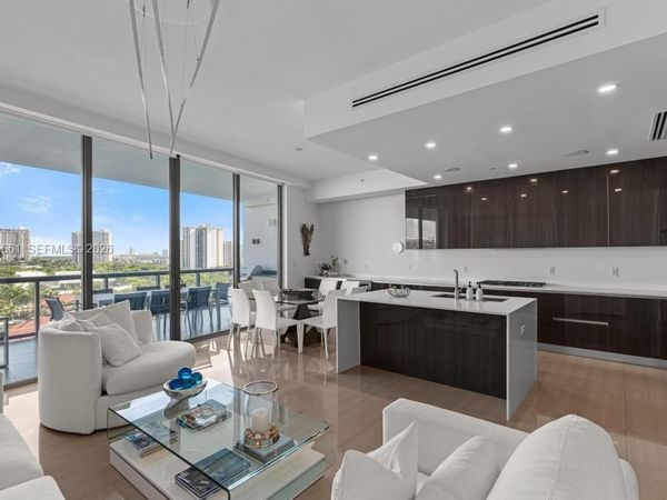 3250 NE 188th St, Unit 904, Aventura, FL 33180