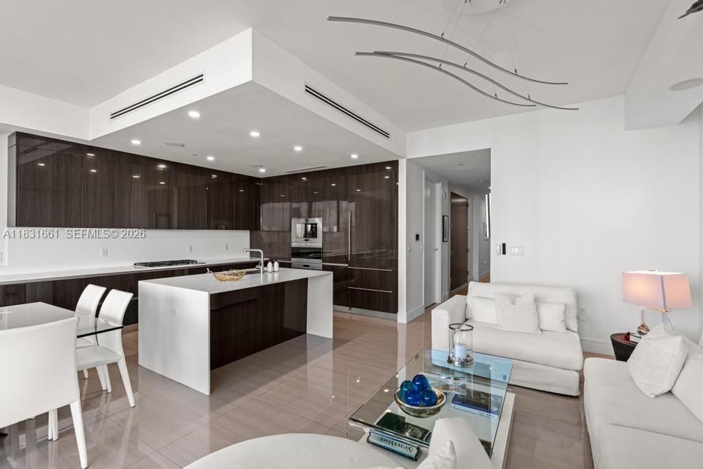 3250 NE 188th St, Unit 904, Aventura, FL 33180 Photo