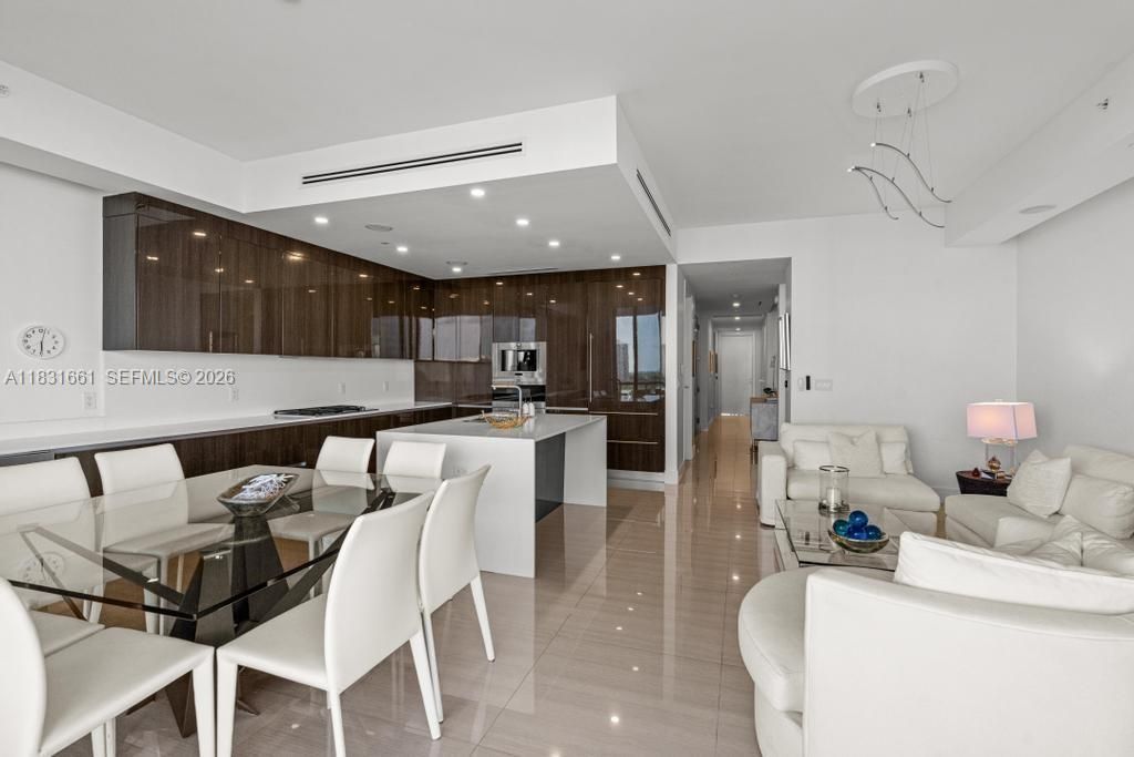 3250 NE 188th St, Unit 904, Aventura, FL 33180 Photo