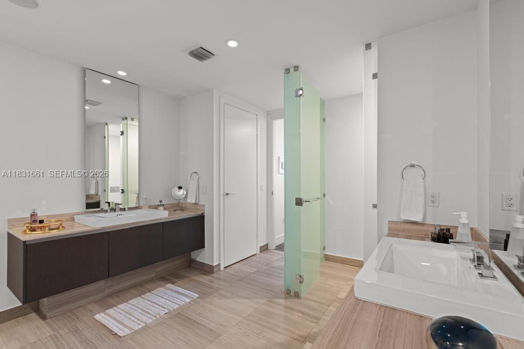 3250 NE 188th St, Unit 904, Aventura, FL 33180 Photo