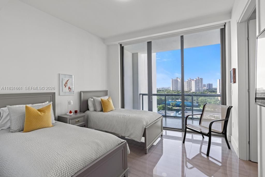 3250 NE 188th St, Unit 904, Aventura, FL 33180 Photo