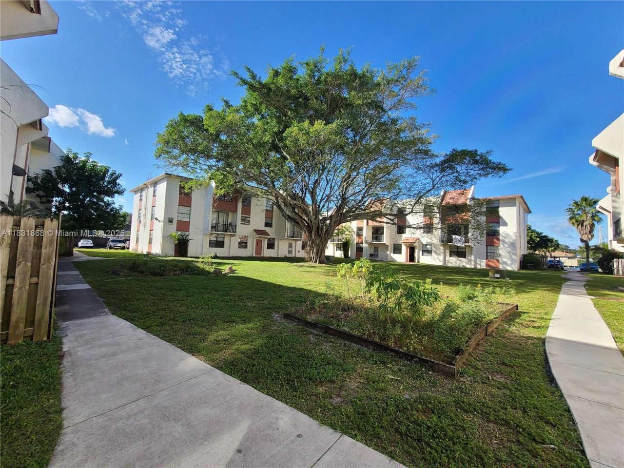 1750 NW 55th Ave, Unit 103, Lauderhill, FL 33313 Photo
