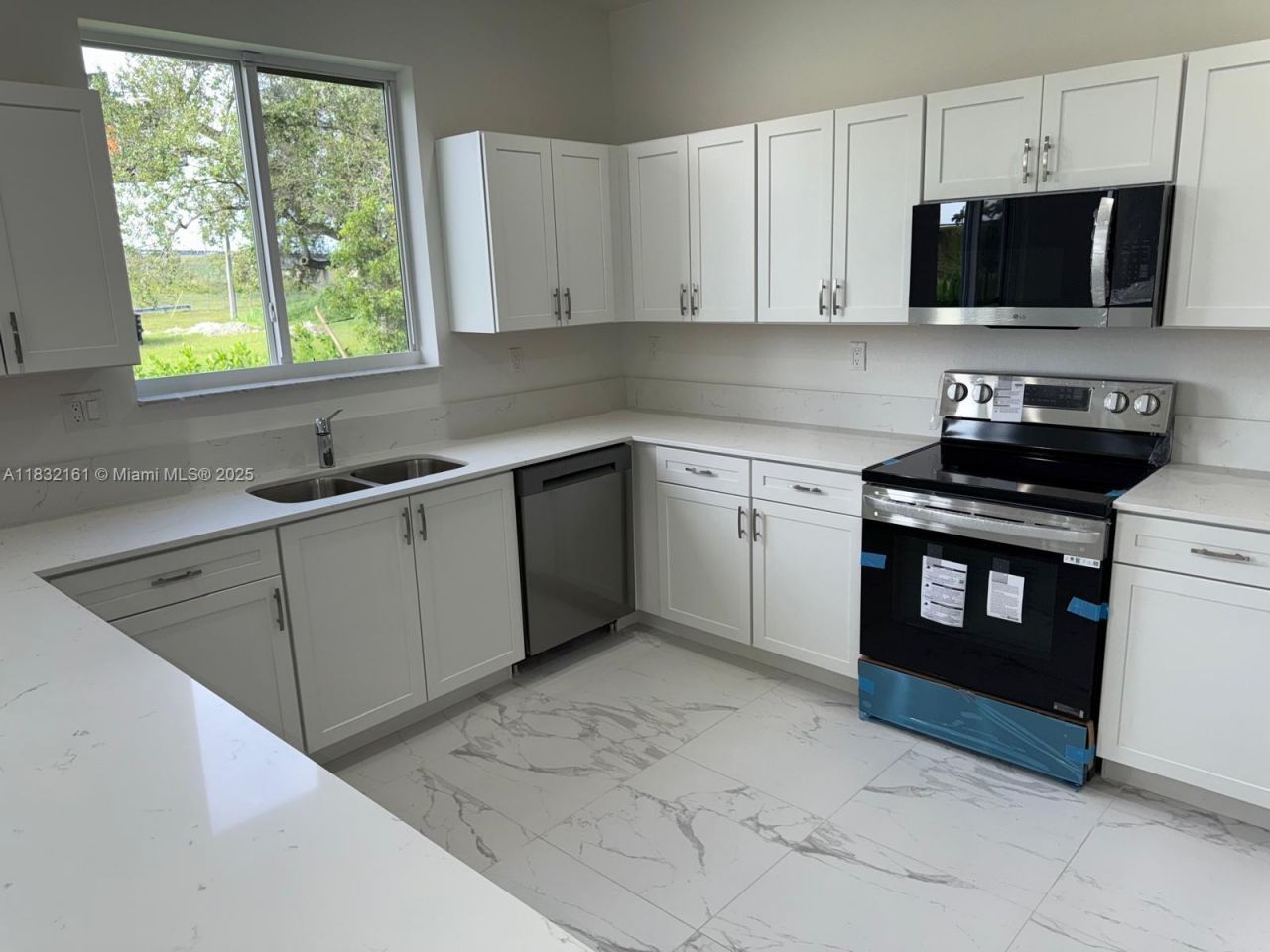 1828 NE 1st St, Homestead, FL 33033 Photo