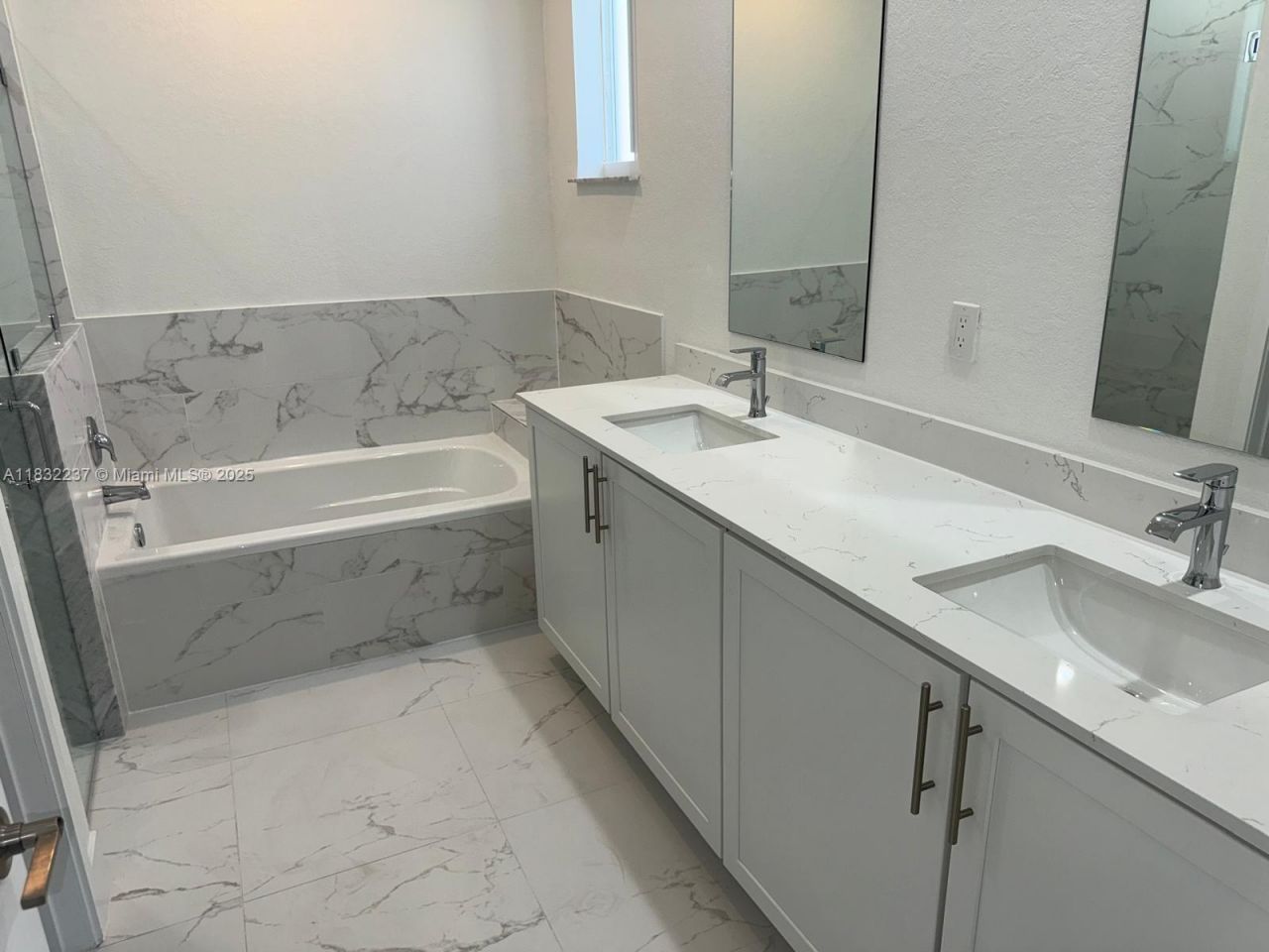 1866 NE 1st St, Homestead, FL 33033 Photo