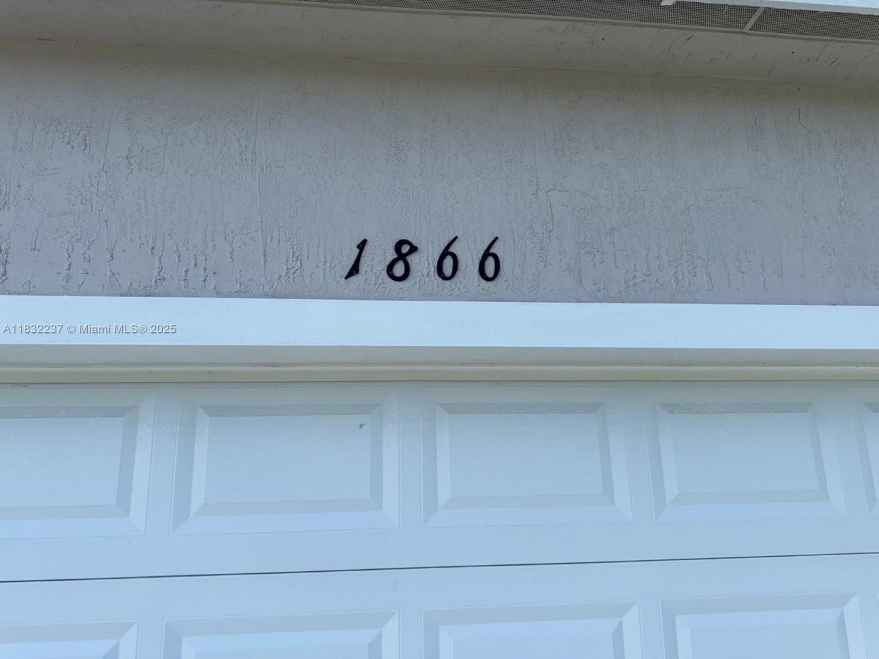 1866 NE 1st St, Homestead, FL 33033 Photo