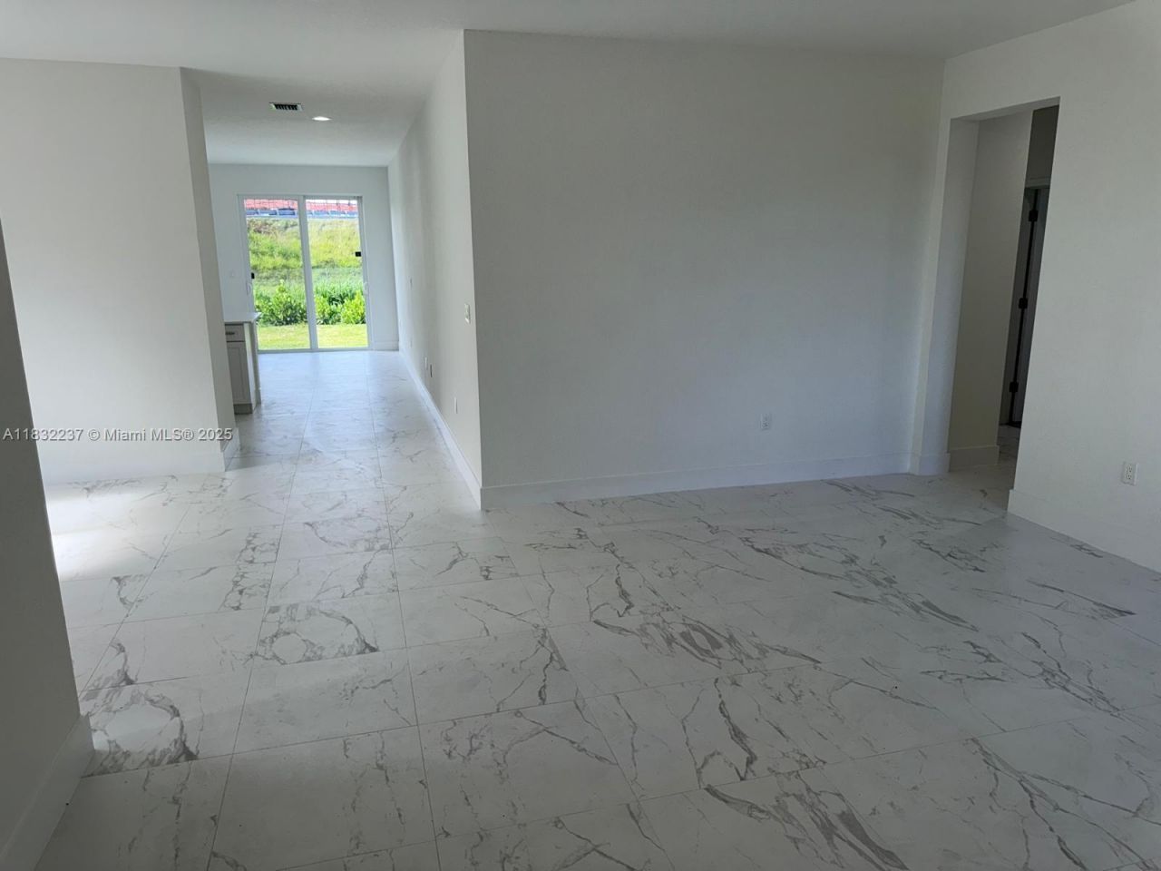 1866 NE 1st St, Homestead, FL 33033 Photo