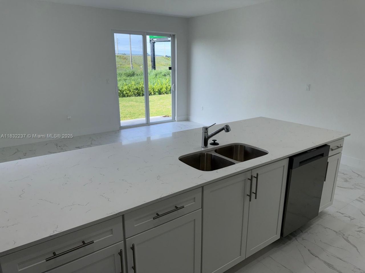 1866 NE 1st St, Homestead, FL 33033 Photo