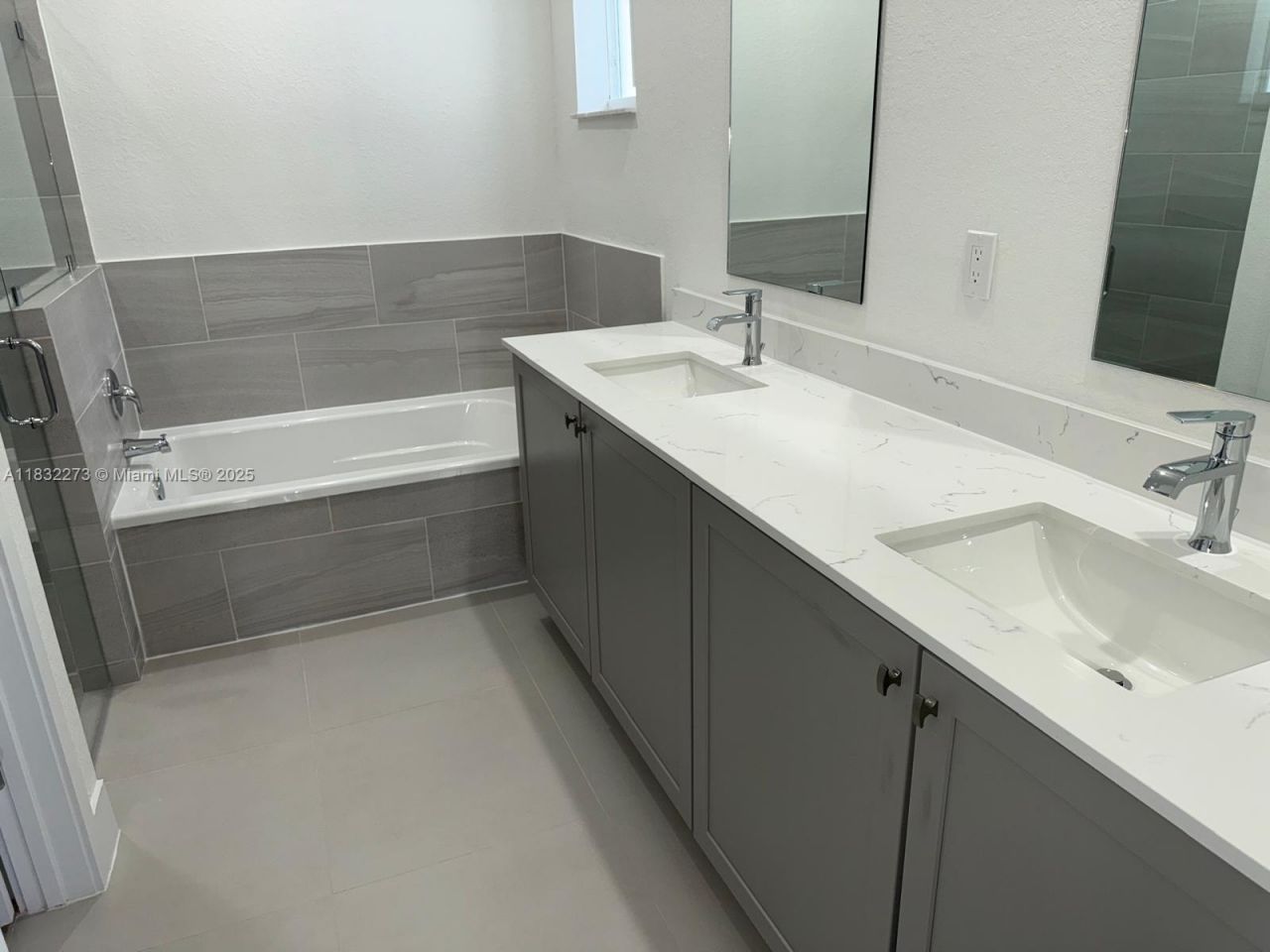 1884 NE 1st St, Homestead, FL 33033 Photo