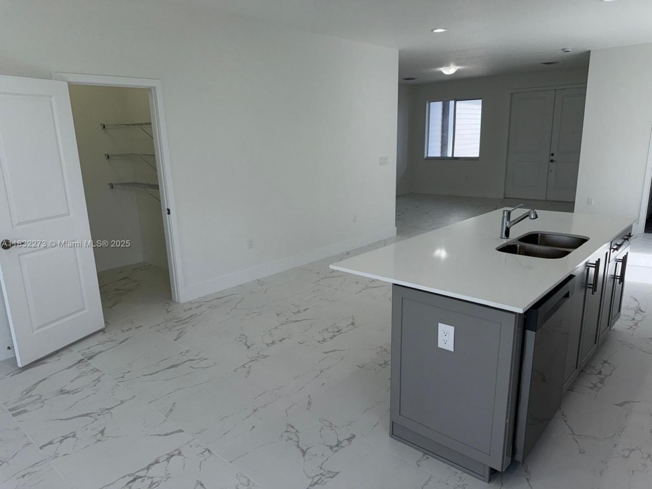 1884 NE 1st St, Homestead, FL 33033 Photo