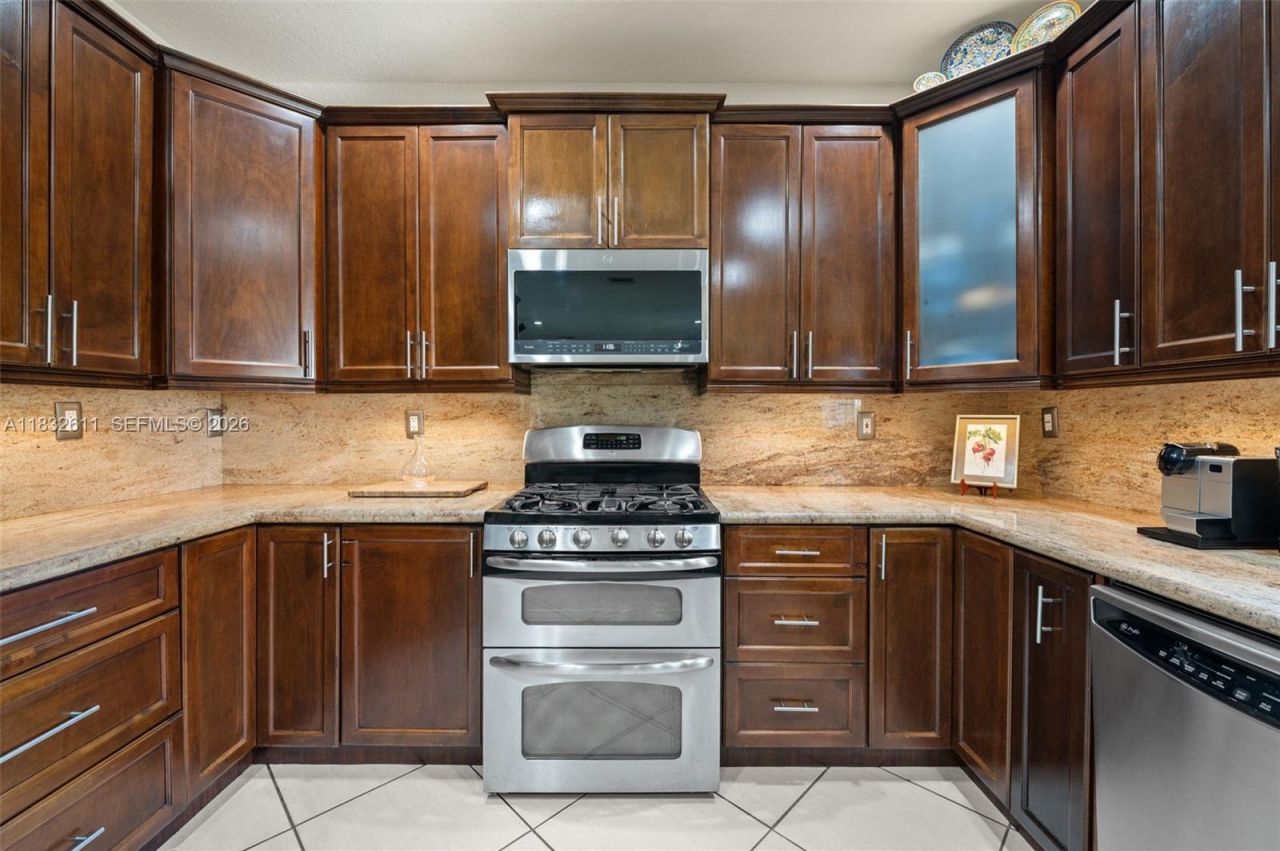 5194 NW 106th Ave, Doral, FL 33178 Photo