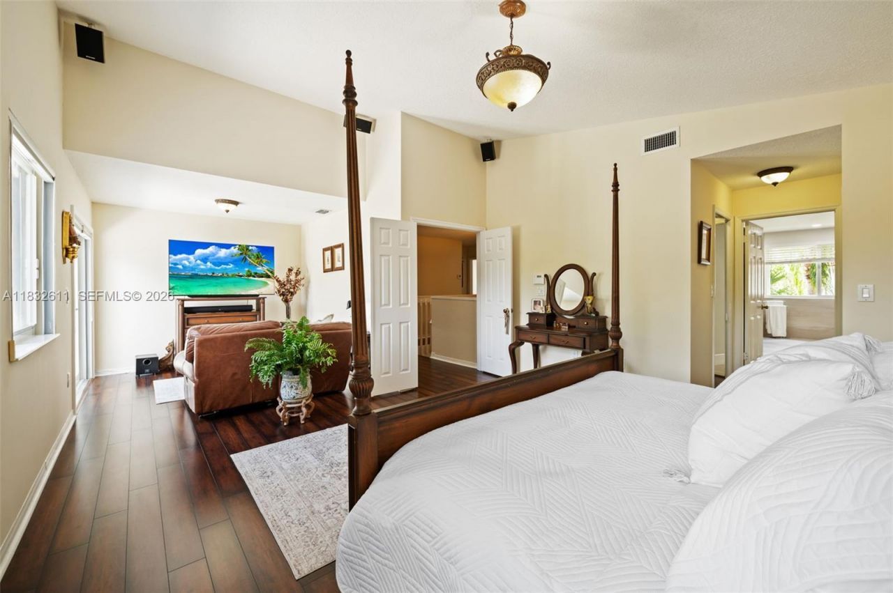 5194 NW 106th Ave, Doral, FL 33178 Photo