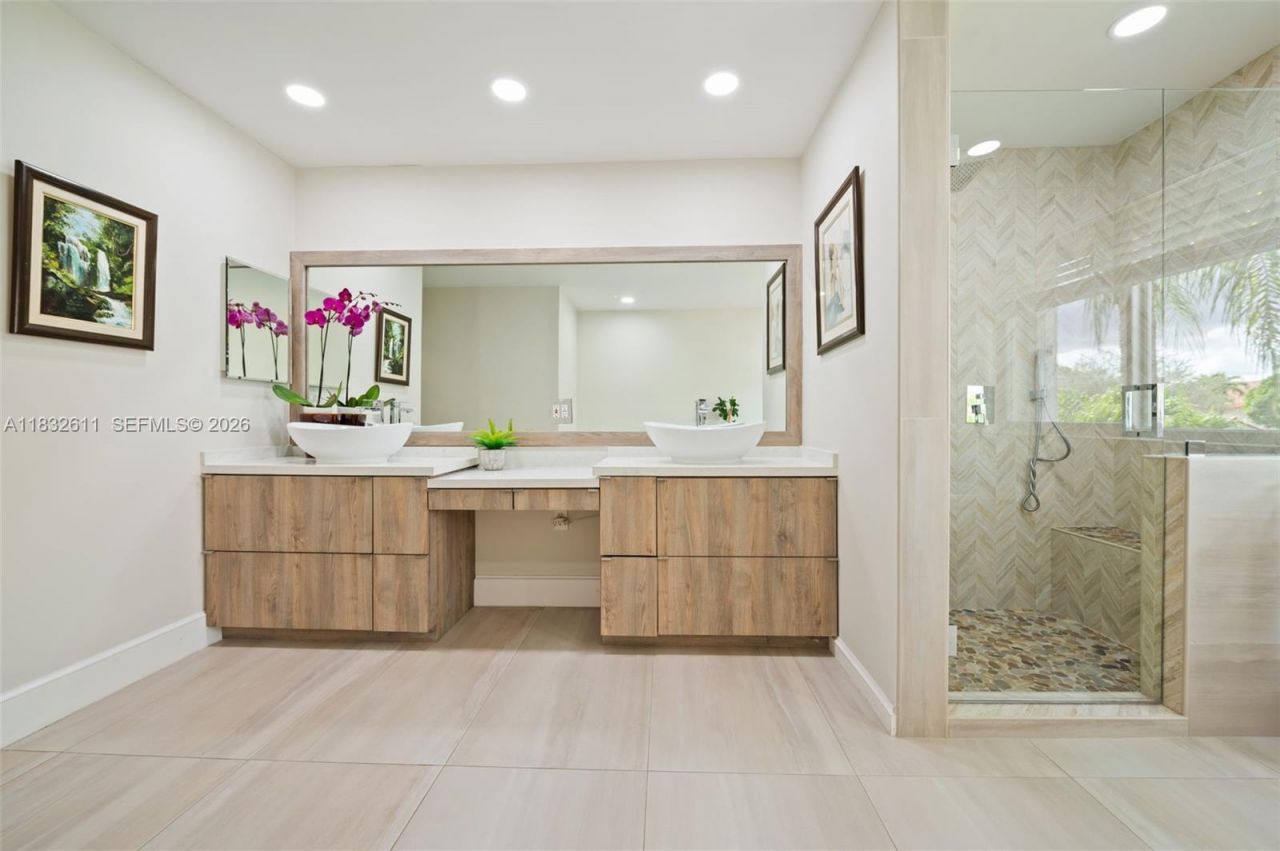 5194 NW 106th Ave, Doral, FL 33178 Photo