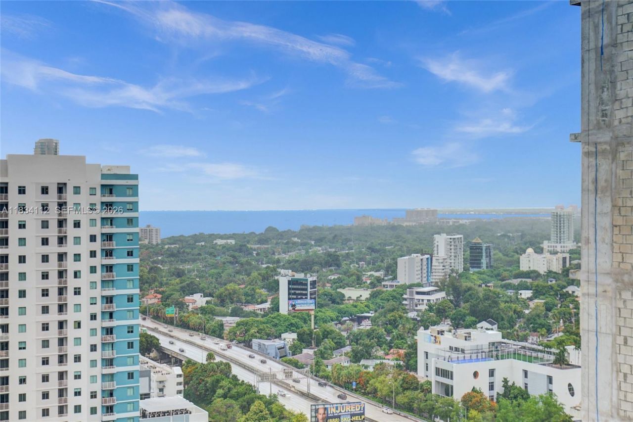 239 SW 9th St, Unit 2203, Miami, FL 33130 Photo