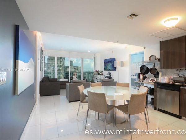 92 SW 3rd St, Unit 3003, Miami, FL 33130