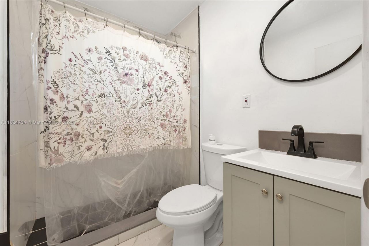 7190 NW 21st Ave, Miami, FL 33147 Photo