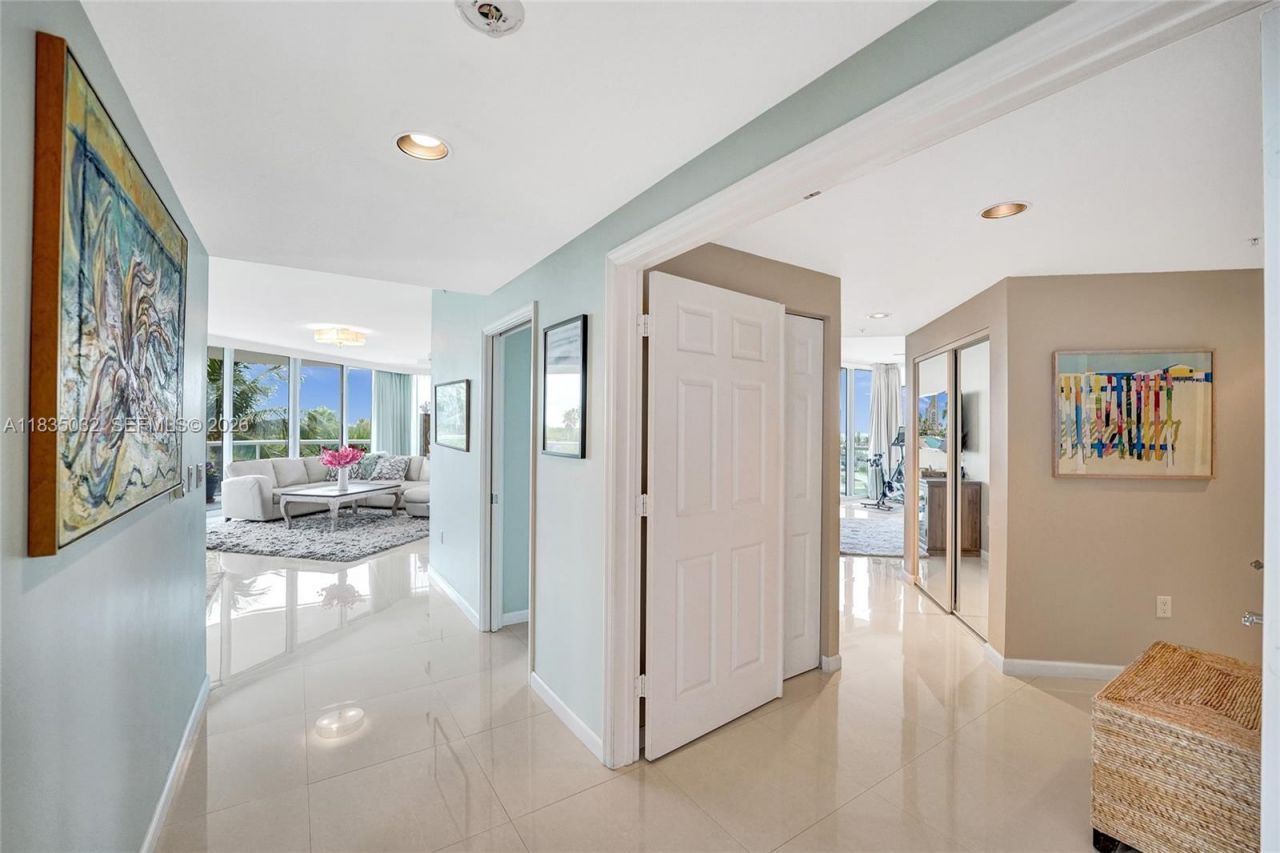 6051 N Ocean Dr, Unit 404, Hollywood, FL 33019 Photo