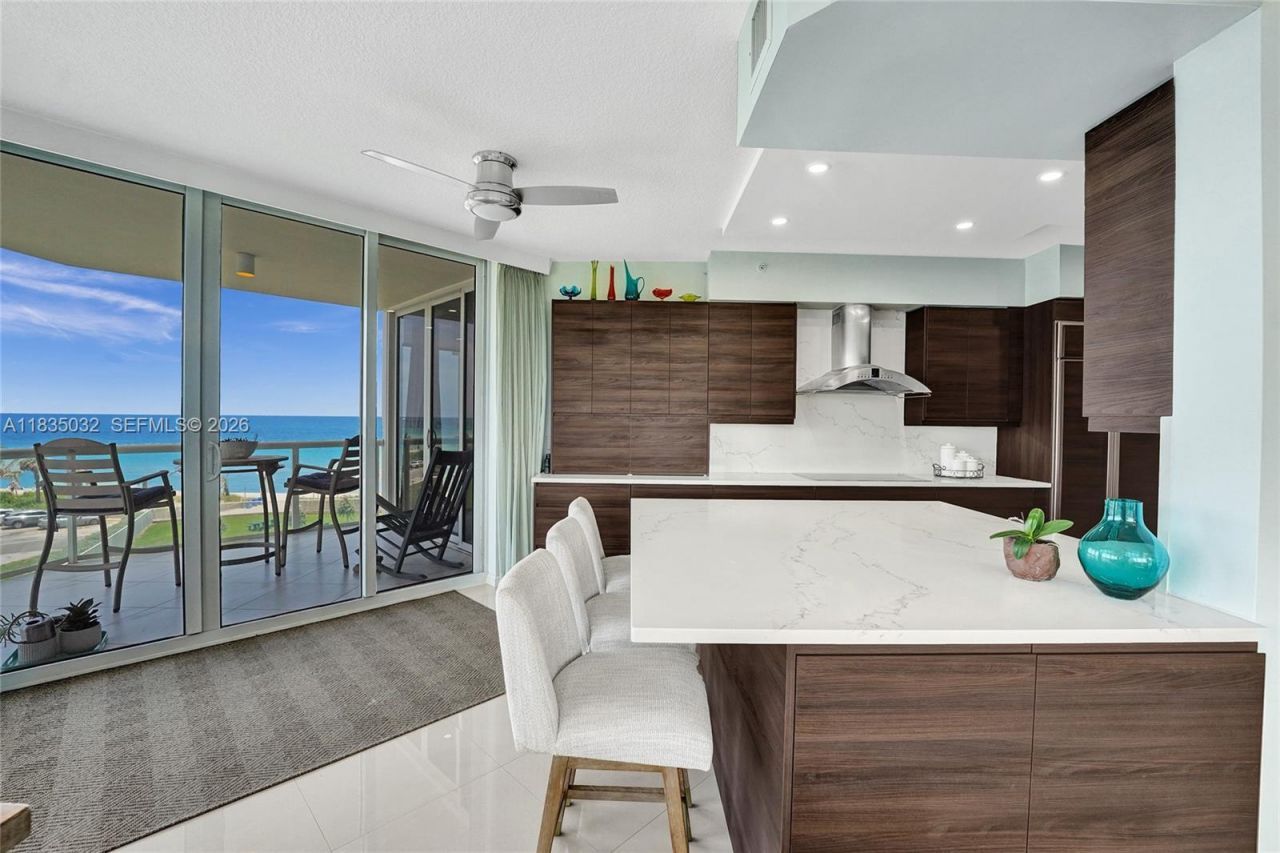 6051 N Ocean Dr, Unit 404, Hollywood, FL 33019 Photo