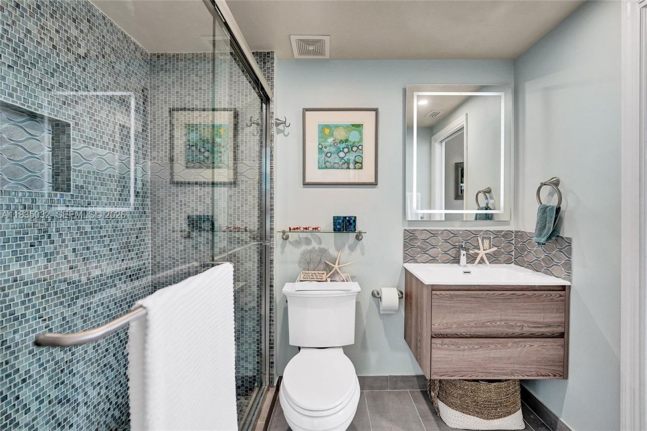 6051 N Ocean Dr, Unit 404, Hollywood, FL 33019 Photo