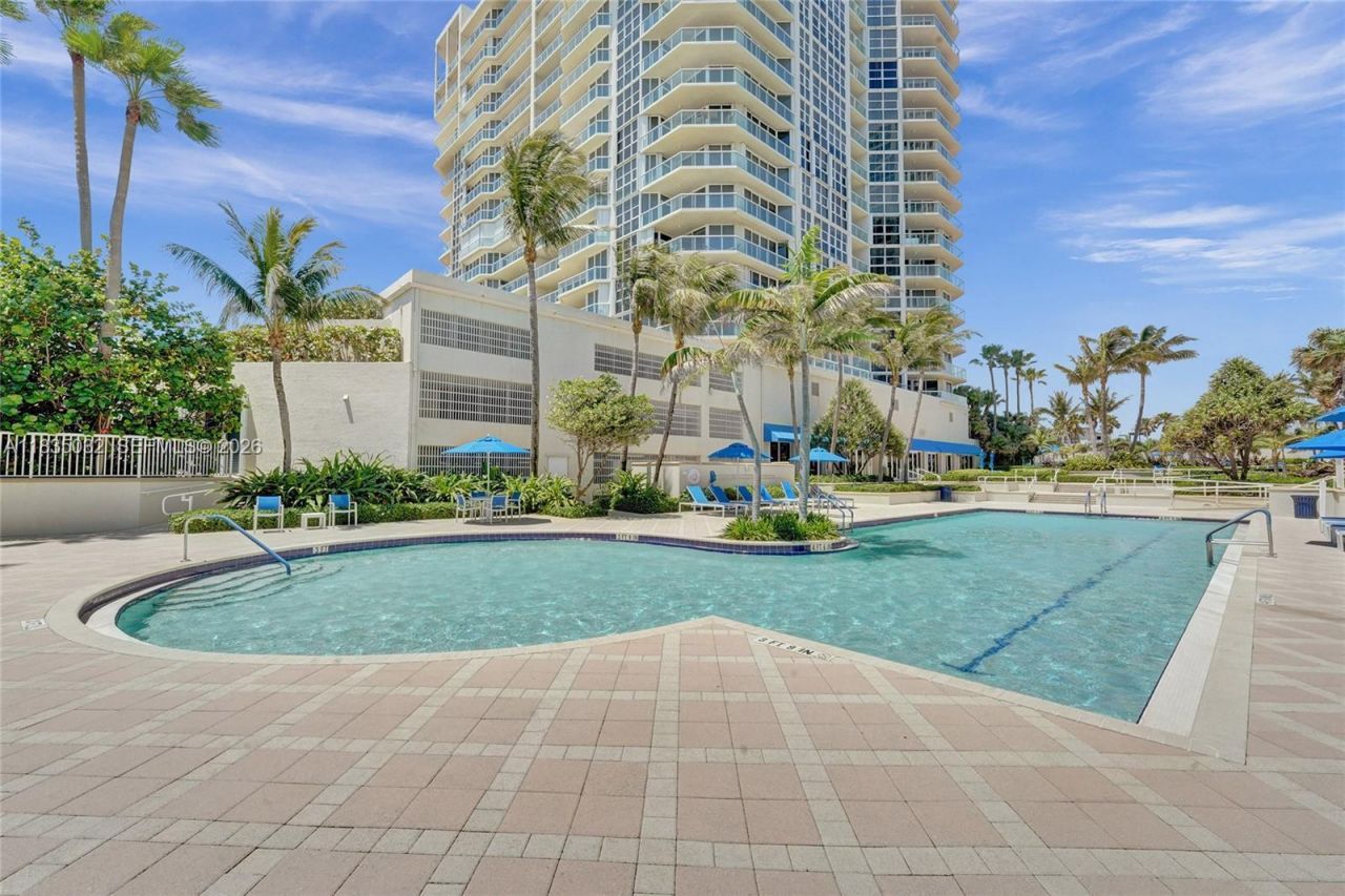 6051 N Ocean Dr, Unit 404, Hollywood, FL 33019 Photo