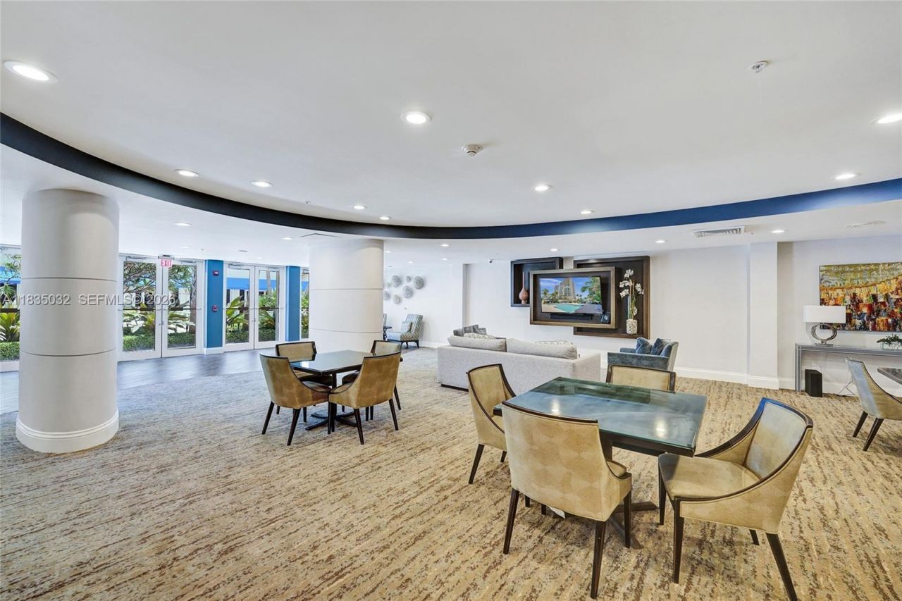 6051 N Ocean Dr, Unit 404, Hollywood, FL 33019 Photo