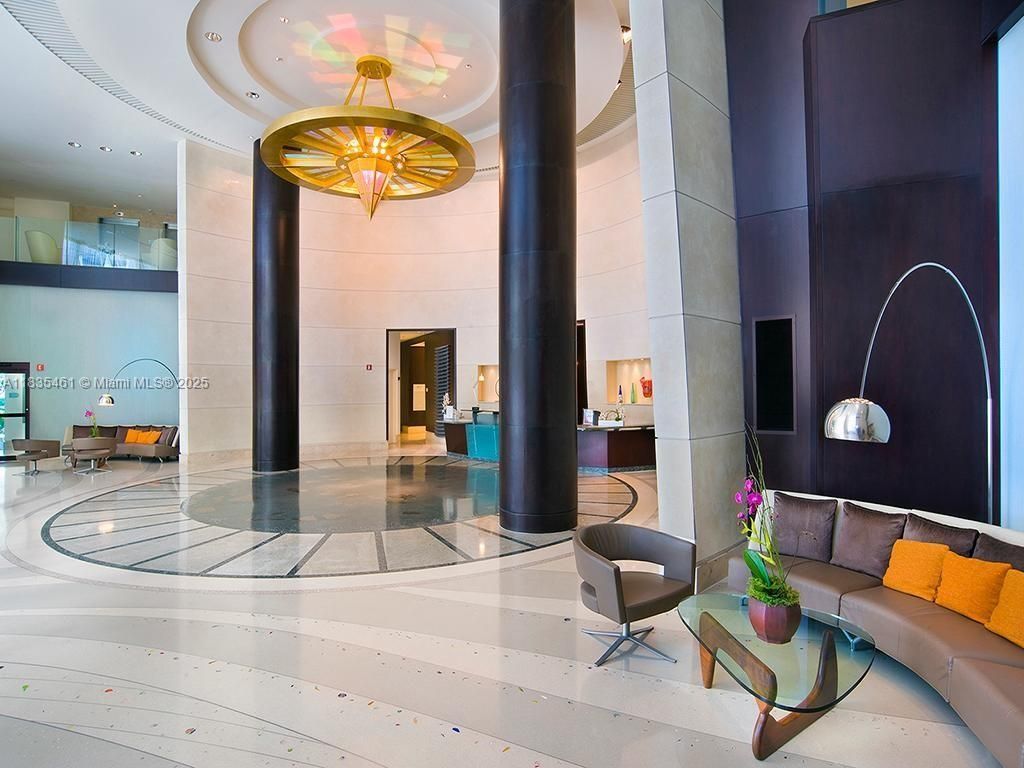 1000 S Pointe Dr, Unit 1706, Miami Beach, FL 33139 Photo