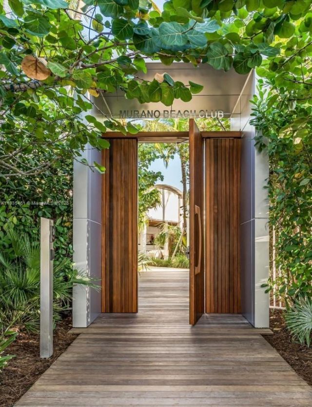 1000 S Pointe Dr, Unit 1706, Miami Beach, FL 33139 Photo