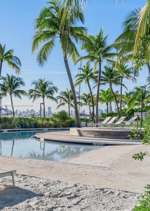 1000 S Pointe Dr, Unit 1706, Miami Beach, FL 33139 Photo