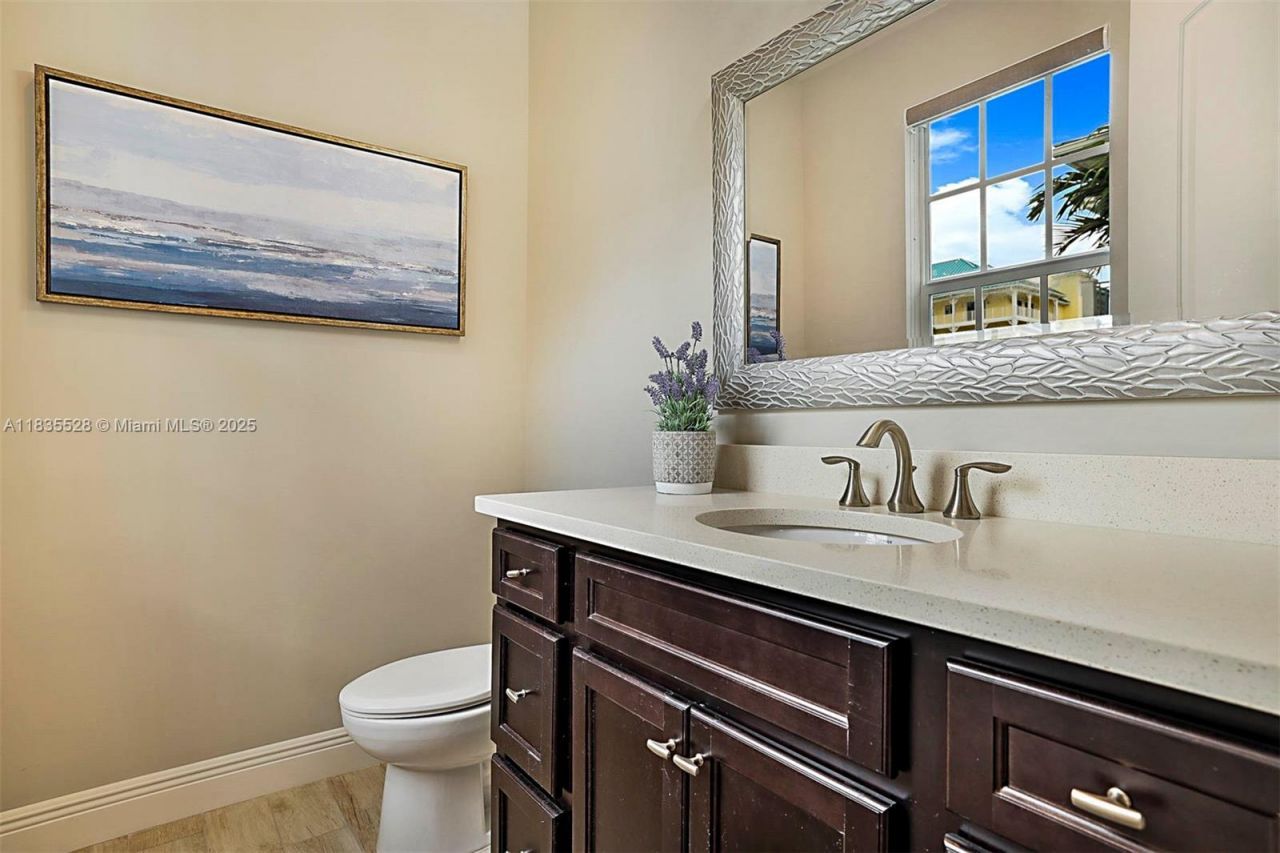 122 Ocean Breeze Dr, Juno Beach, FL 33408 Photo