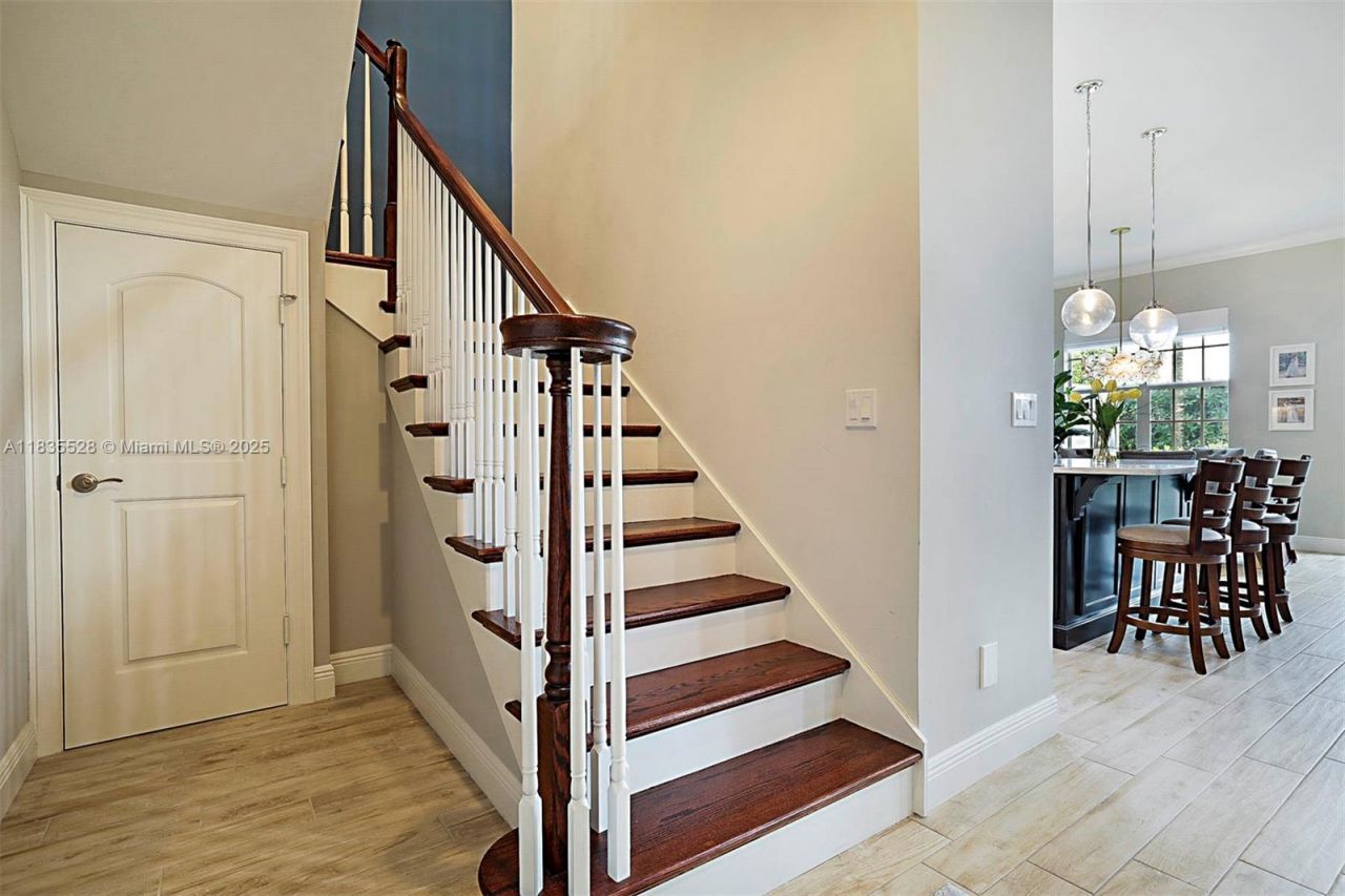 122 Ocean Breeze Dr, Juno Beach, FL 33408 Photo