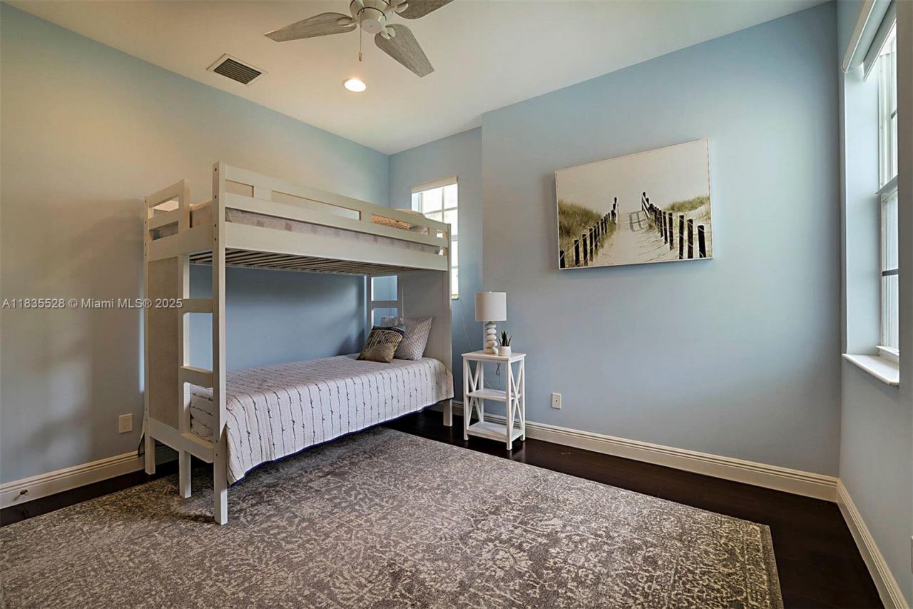 122 Ocean Breeze Dr, Juno Beach, FL 33408 Photo