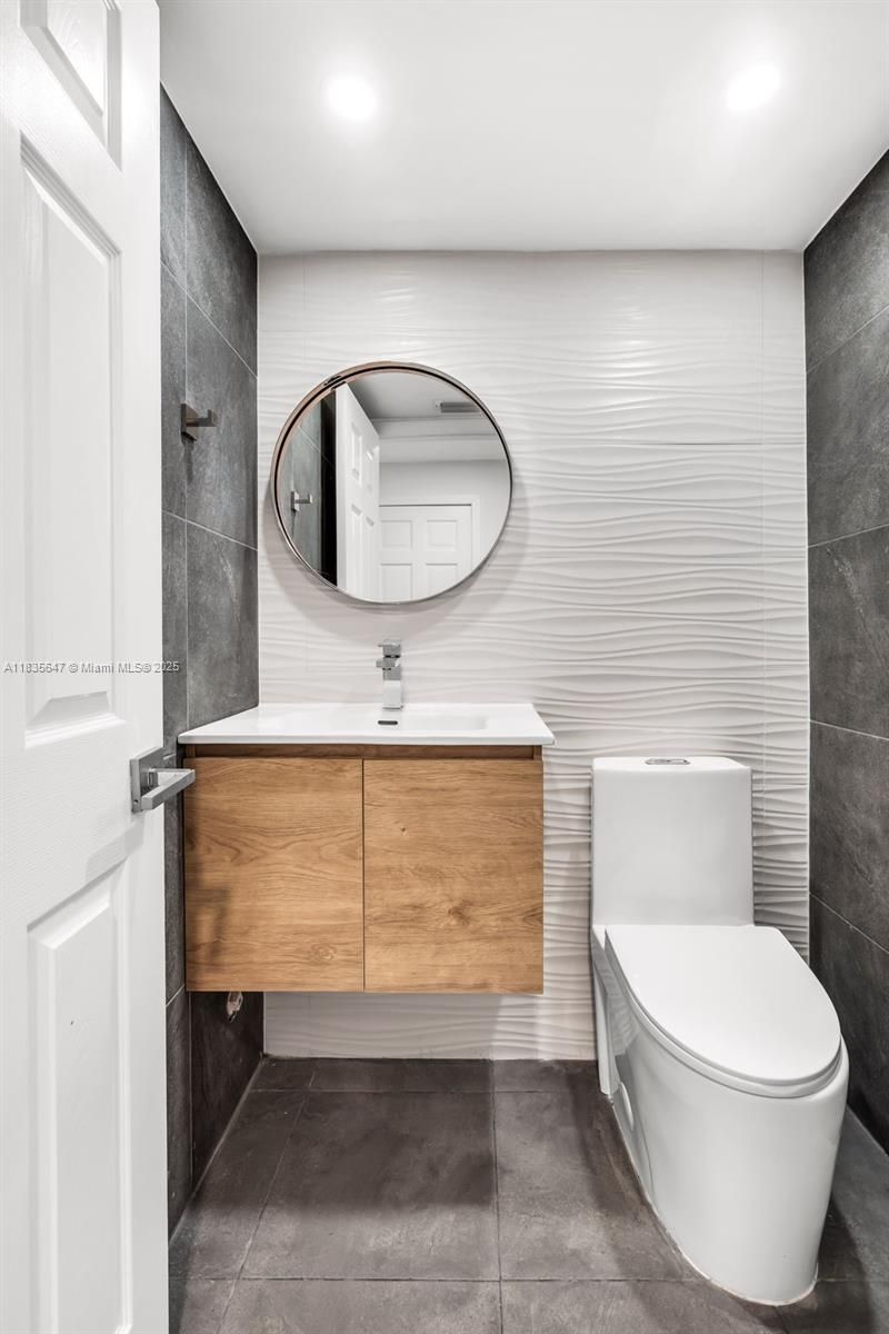 21160 Mainsail Cir, Unit H12, Aventura, FL 33180 Photo