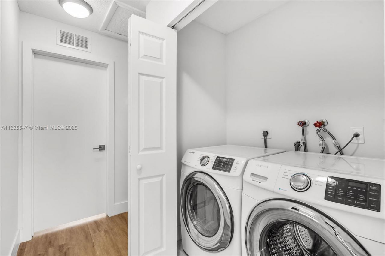 21160 Mainsail Cir, Unit H12, Aventura, FL 33180 Photo