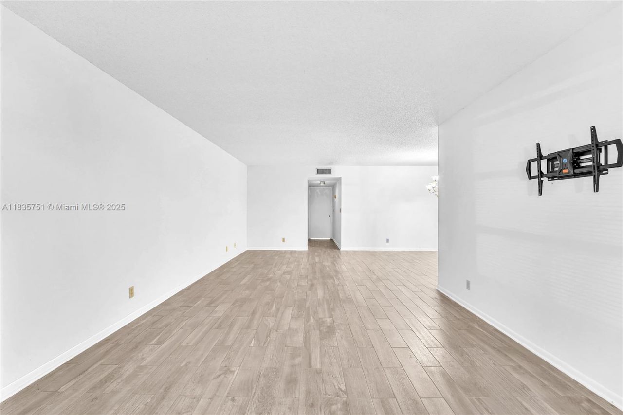 14529 Canalview Dr, Unit B, Delray Beach, FL 33484 Photo