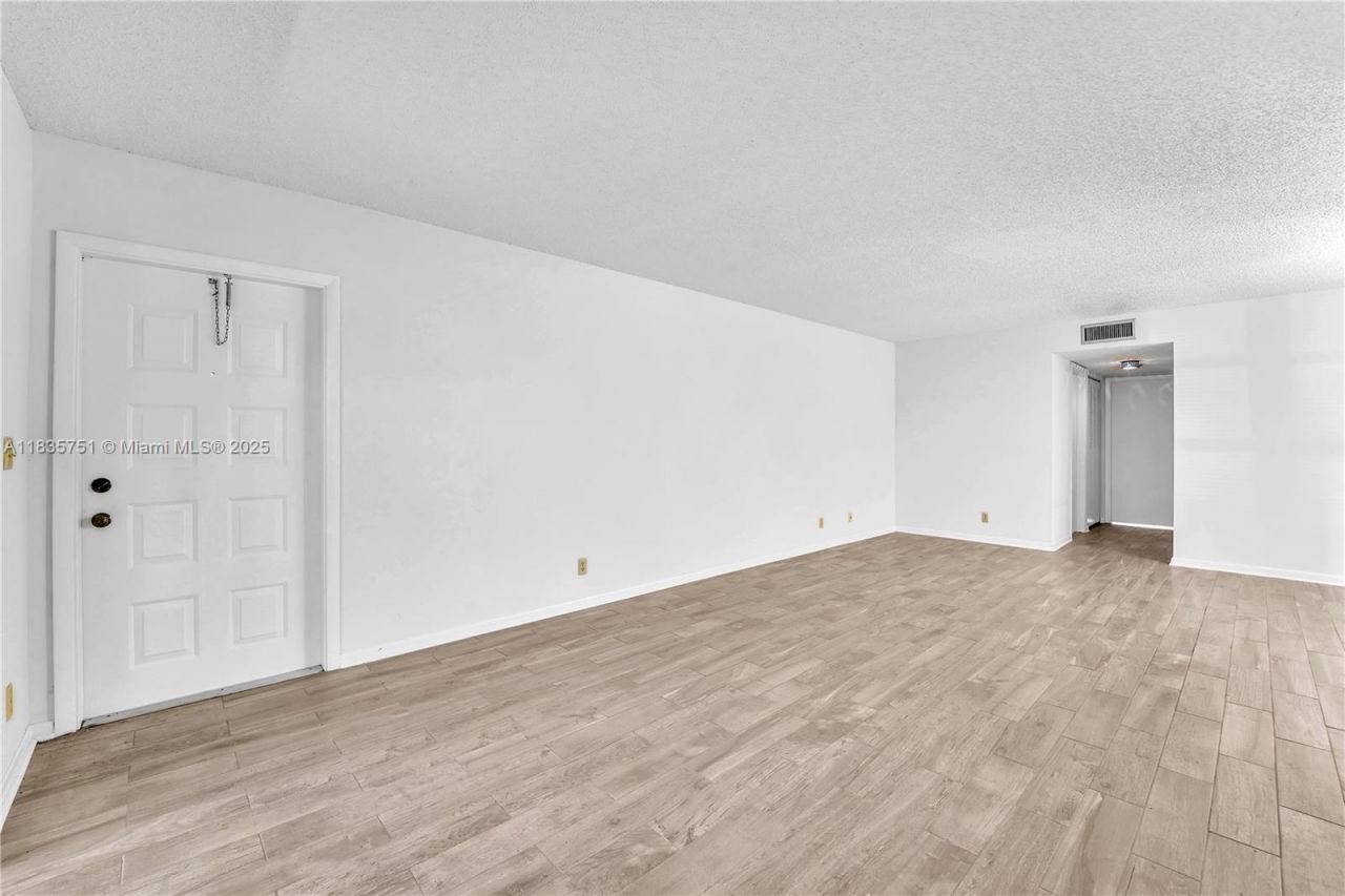14529 Canalview Dr, Unit B, Delray Beach, FL 33484 Photo