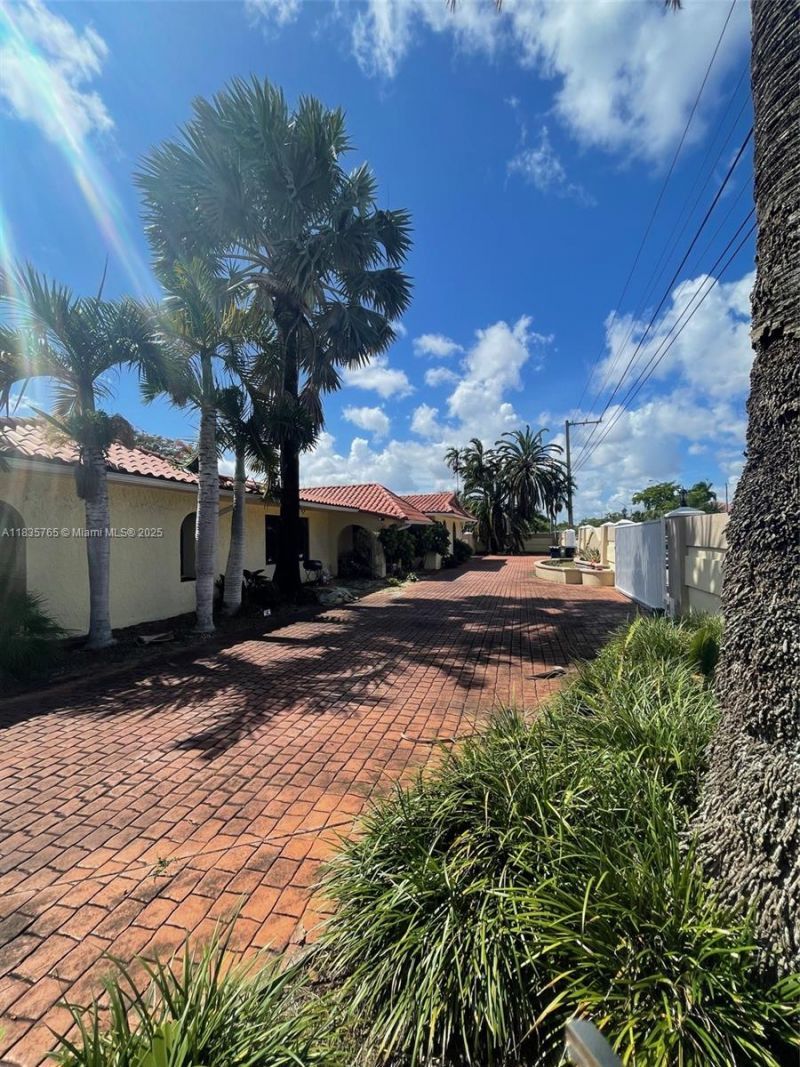 5550 SW 87th Ave, Miami, FL 33165 Photo