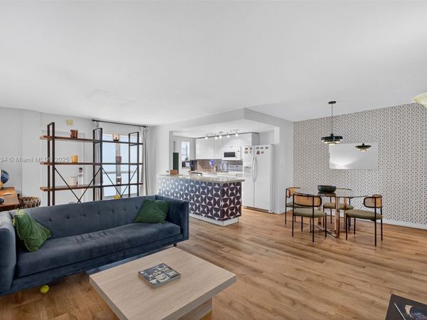 1340 Lincoln Rd, Unit 403, Miami Beach, FL 33139