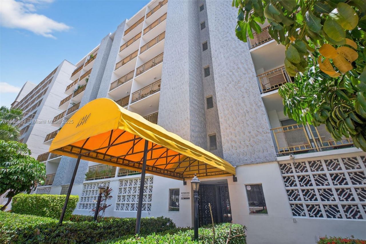 1340 Lincoln Rd, Unit 403, Miami Beach, FL 33139 Photo