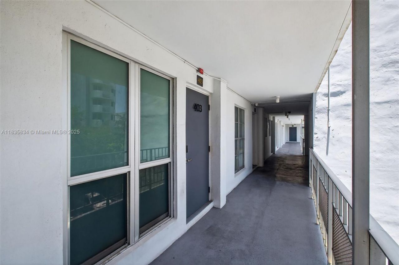 1340 Lincoln Rd, Unit 403, Miami Beach, FL 33139 Photo