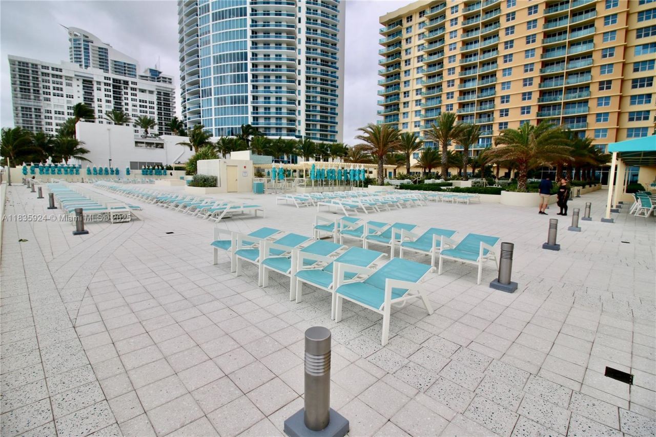 2501 S Ocean Dr, Unit 427, Hollywood, FL 33019 Photo