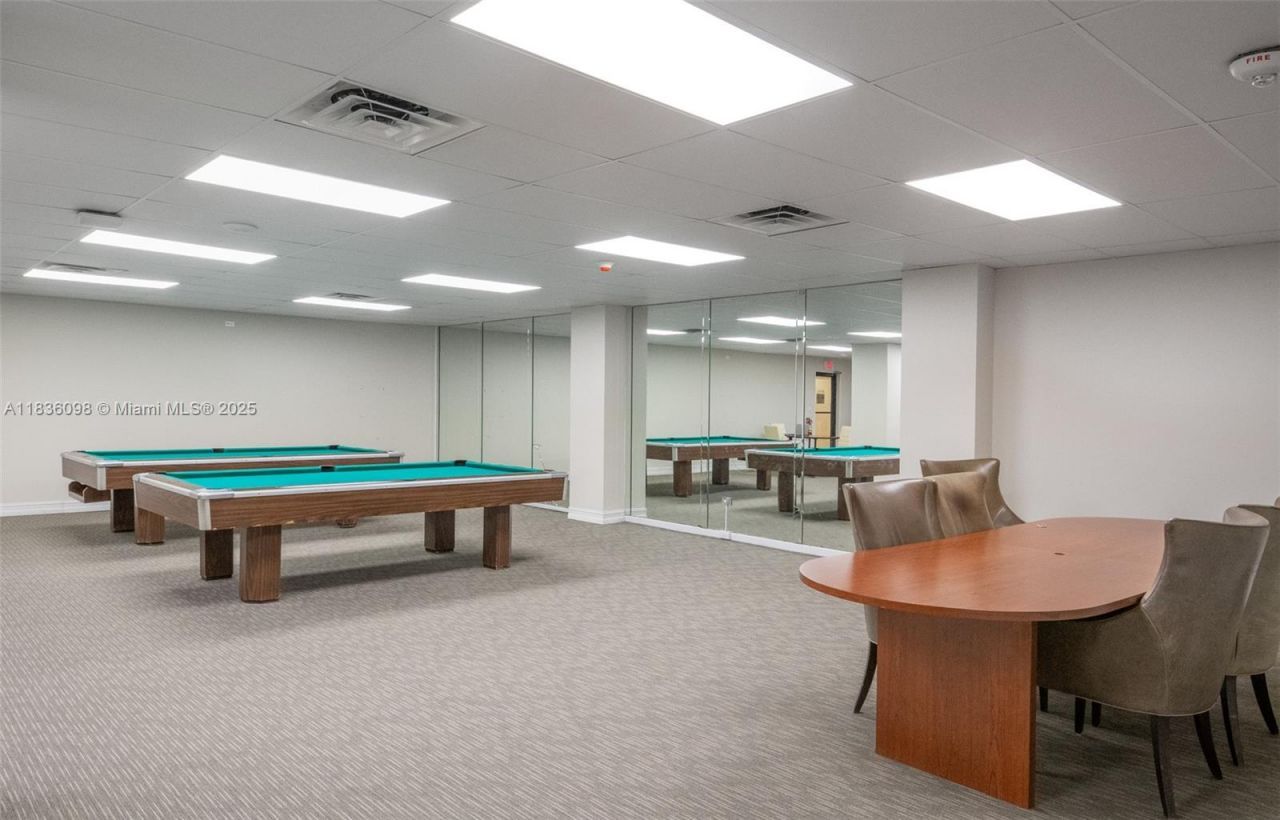 5005 Collins Ave, Unit 815, Miami Beach, FL 33140 Photo