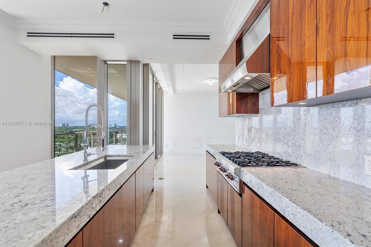 9701 Collins Ave, Unit 802S, Bal Harbour, FL 33154 Photo