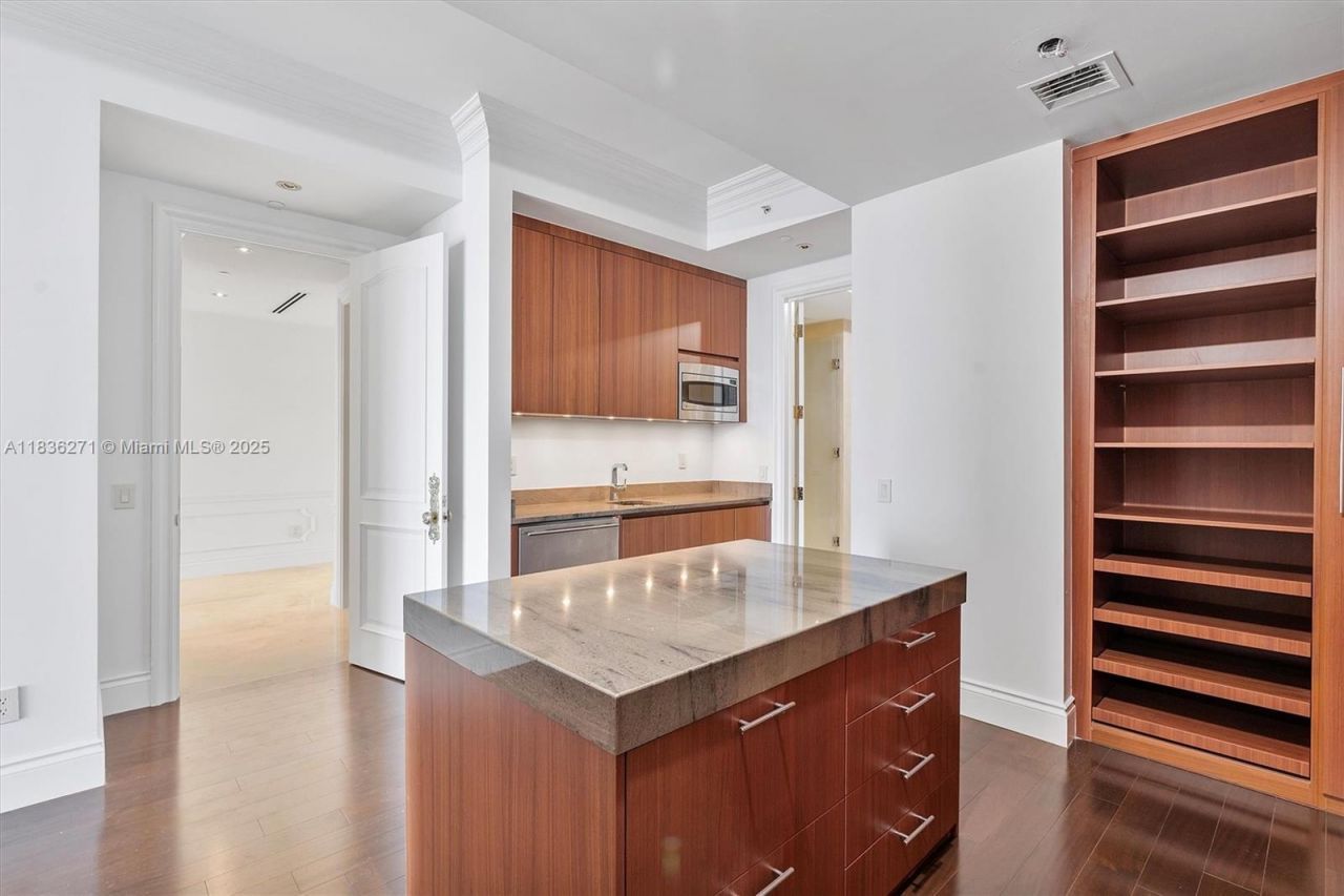 9701 Collins Ave, Unit 802S, Bal Harbour, FL 33154 Photo