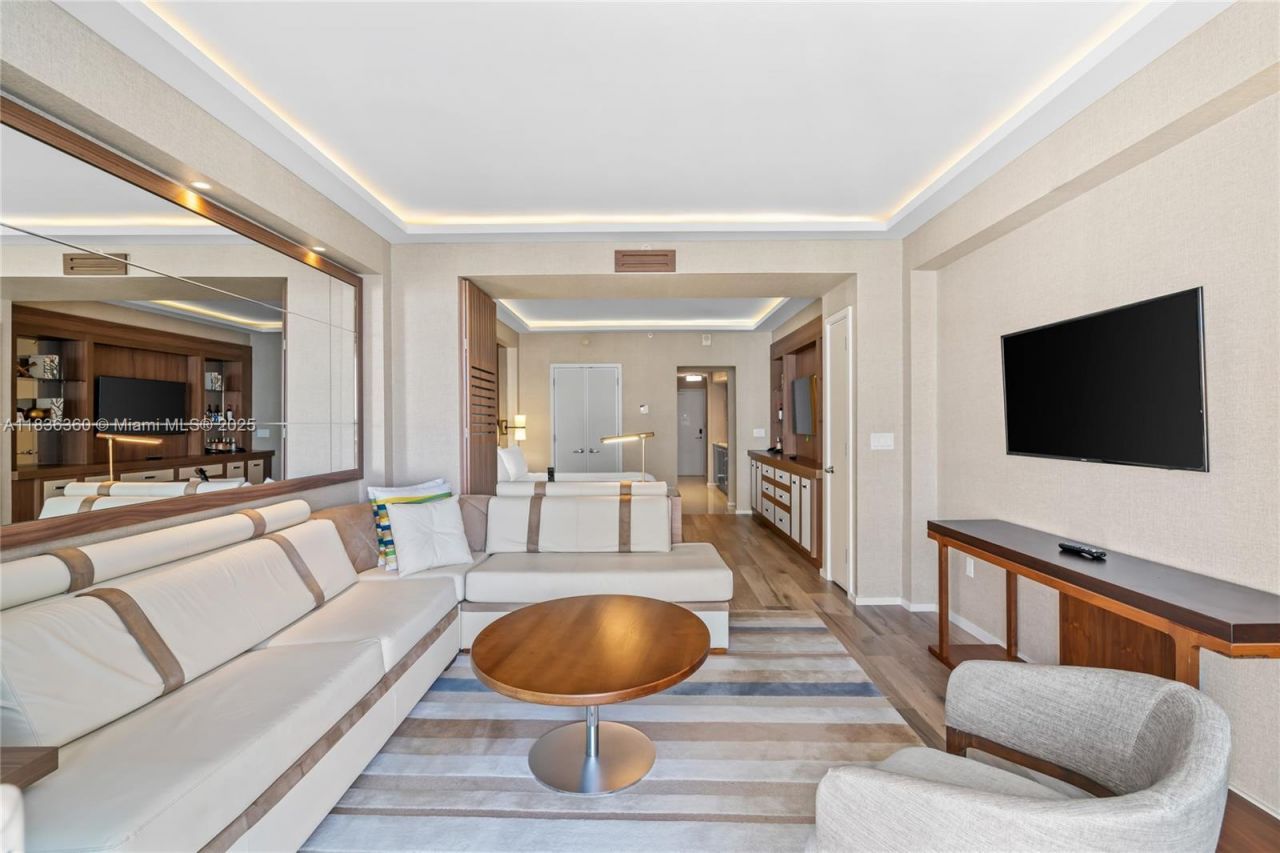 551 N Fort Lauderdale Beach Blvd, Unit R1909, Fort Lauderdale, FL 33304 Photo