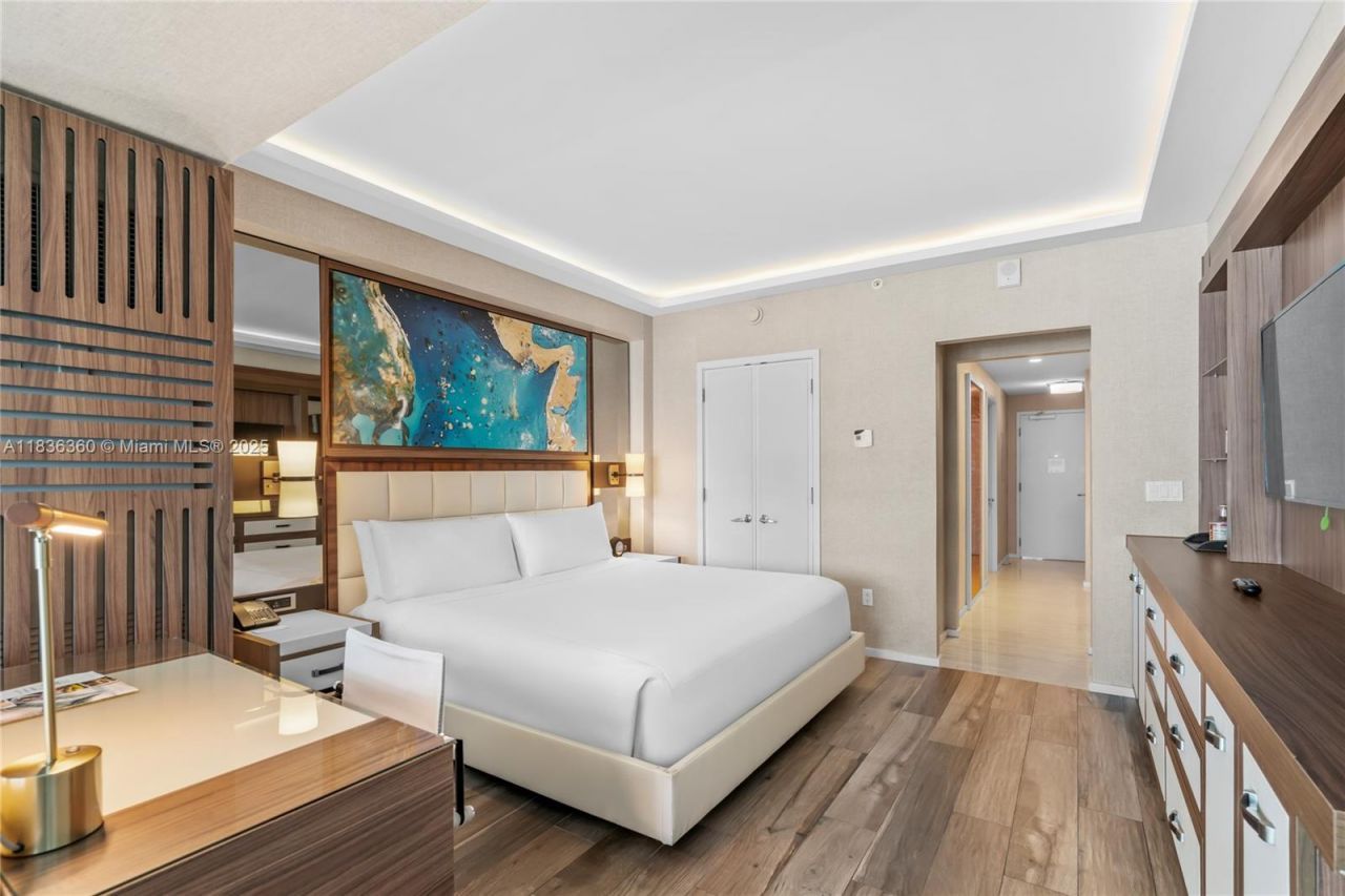 551 N Fort Lauderdale Beach Blvd, Unit R1909, Fort Lauderdale, FL 33304 Photo