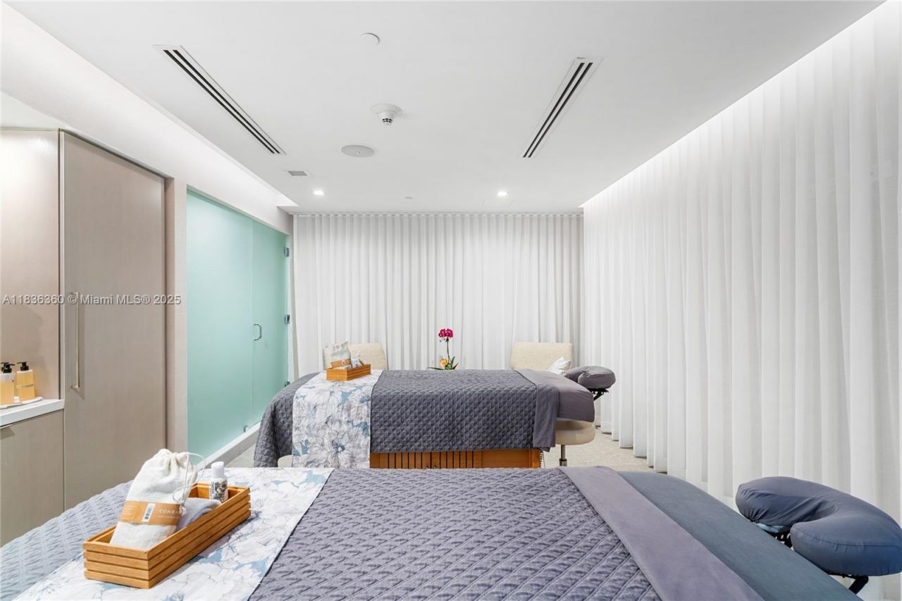 551 N Fort Lauderdale Beach Blvd, Unit R1909, Fort Lauderdale, FL 33304 Photo