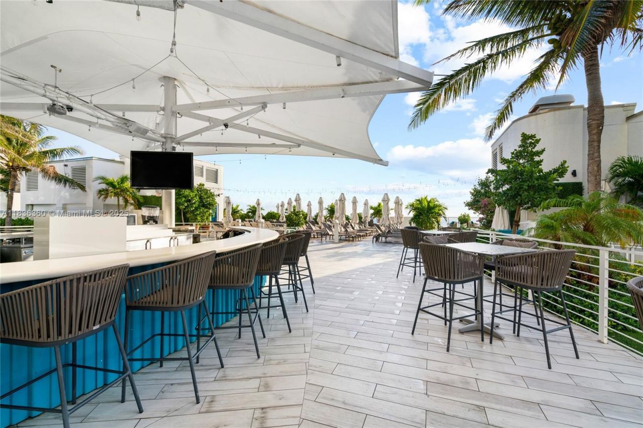 551 N Fort Lauderdale Beach Blvd, Unit R1909, Fort Lauderdale, FL 33304 Photo