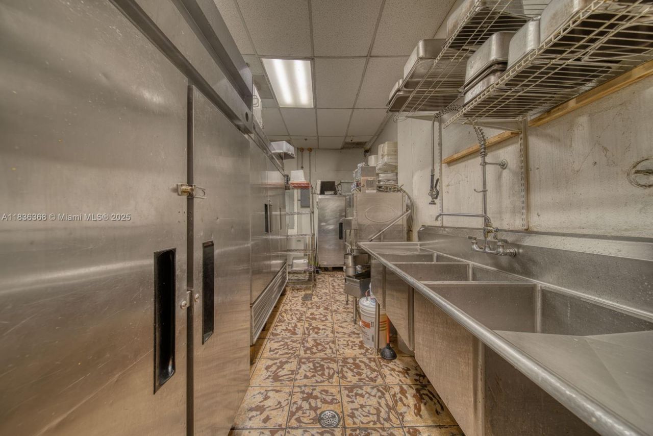 Mexican Restaurant For Sale In Sunny Isles Beach, Sunny Isles Beach, FL 33160 Photo